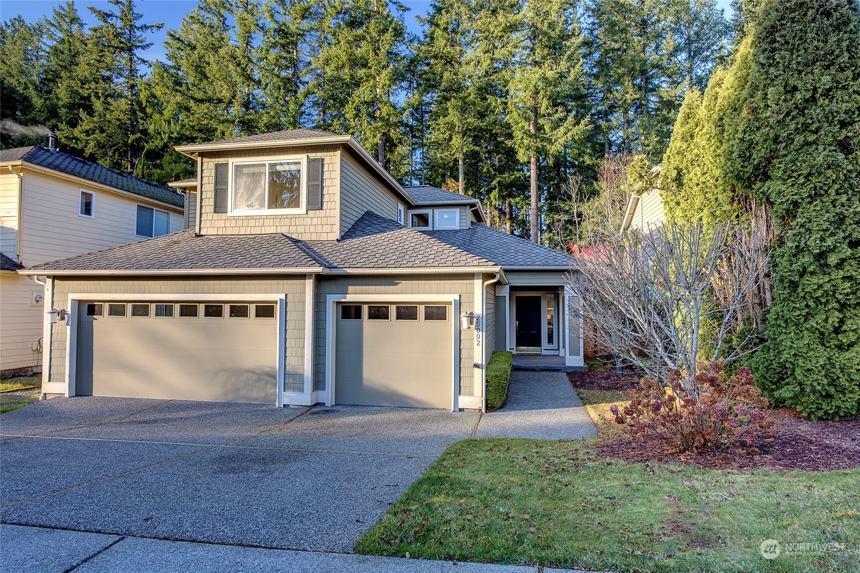 Property Photo:  25002 SE 40th Drive  WA 98029 