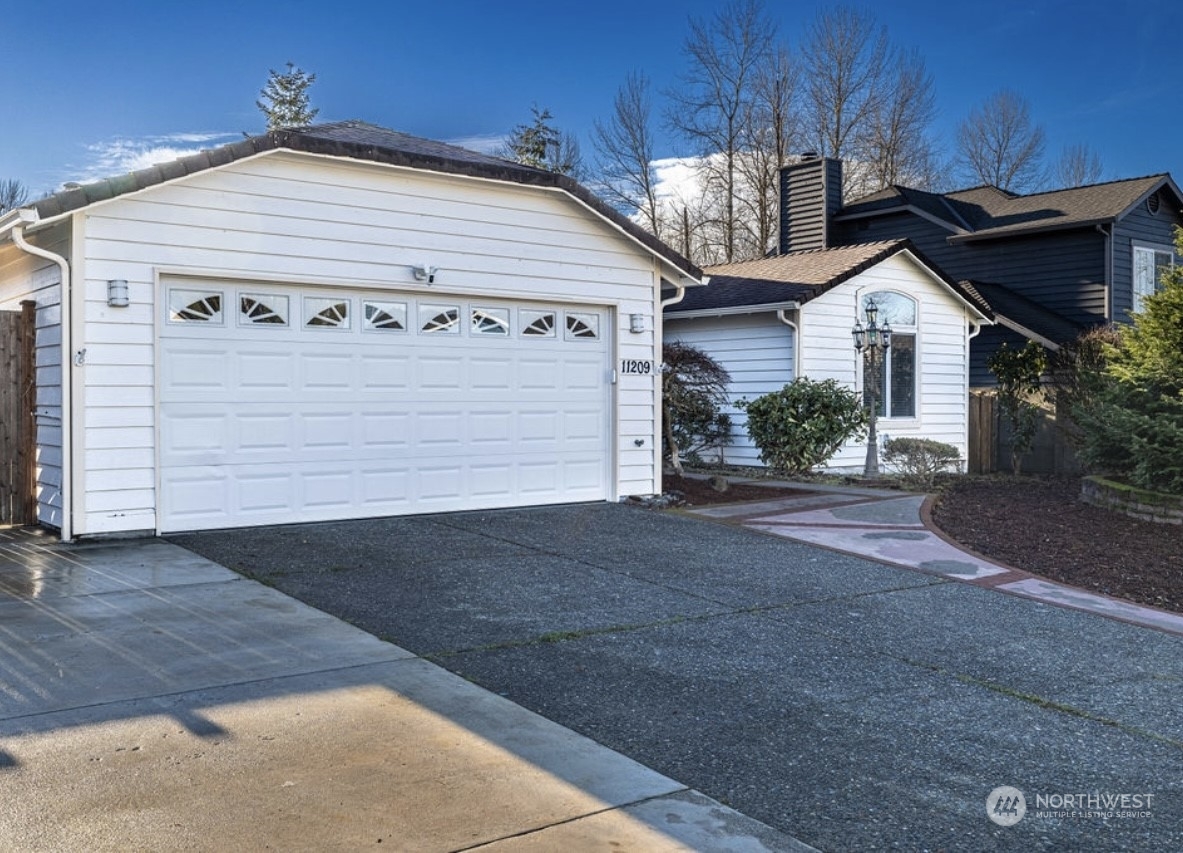 Property Photo:  11209 SE 267th Place  WA 98030 