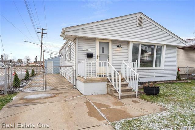 Property Photo:  4654 9th Street  MI 48229 