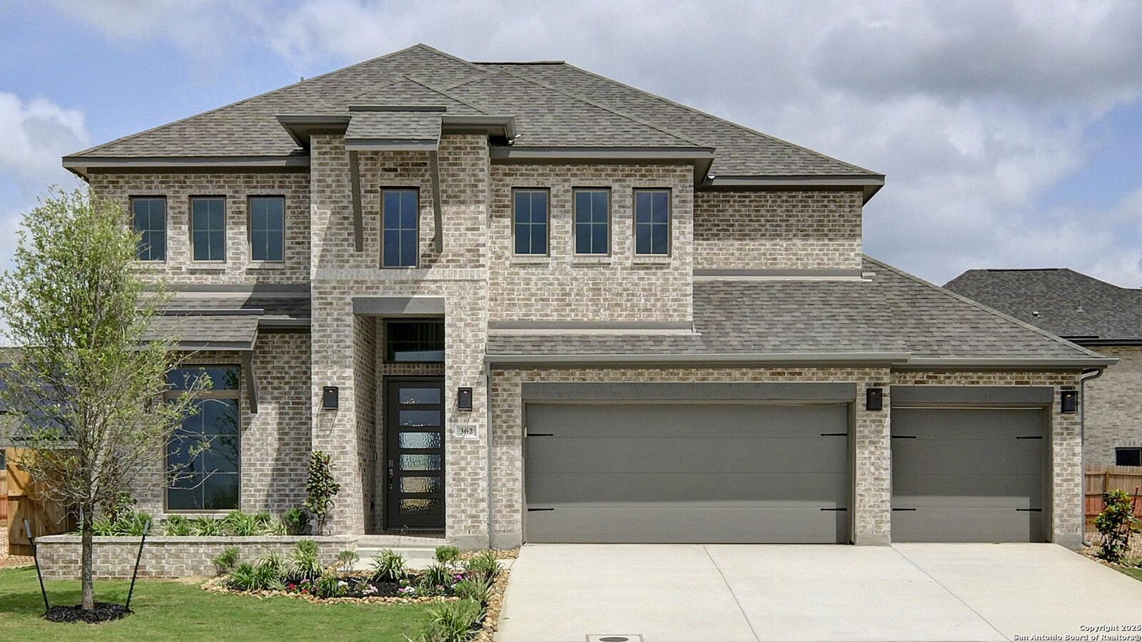 Property Photo:  362 White Oak  TX 78009 