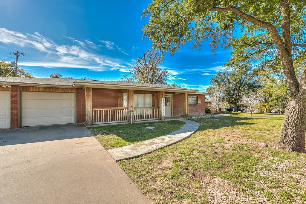 Property Photo:  3411 W Beauregard Ave  TX 76904 