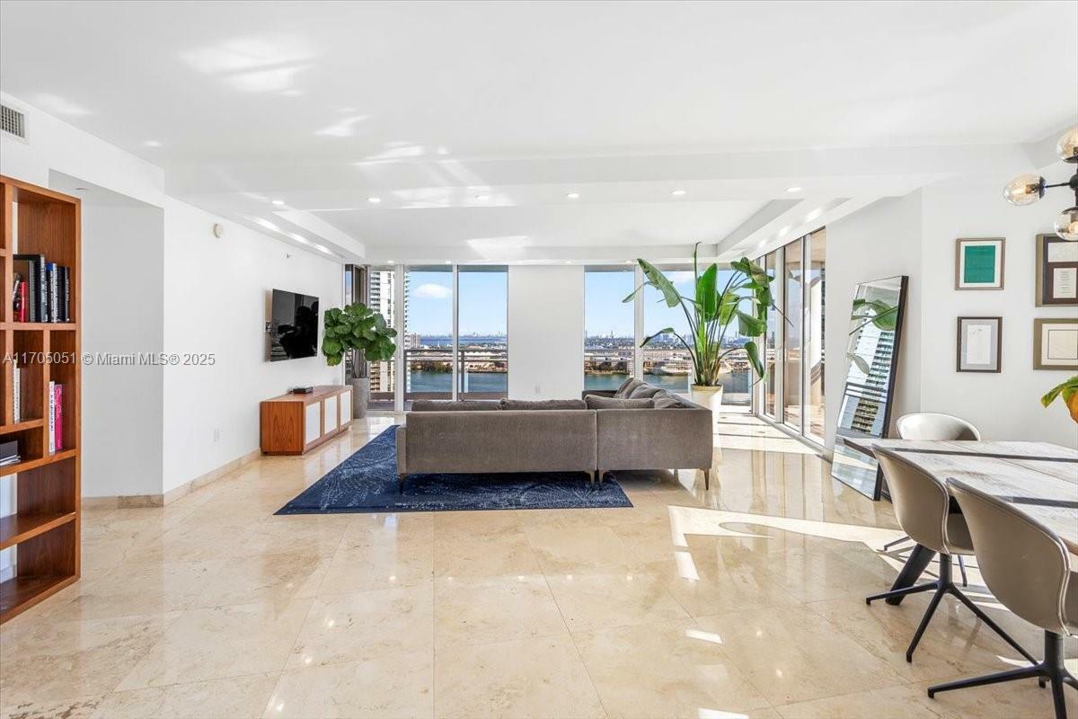 901 Brickell Key Blvd 2608  Miami FL 33131 photo