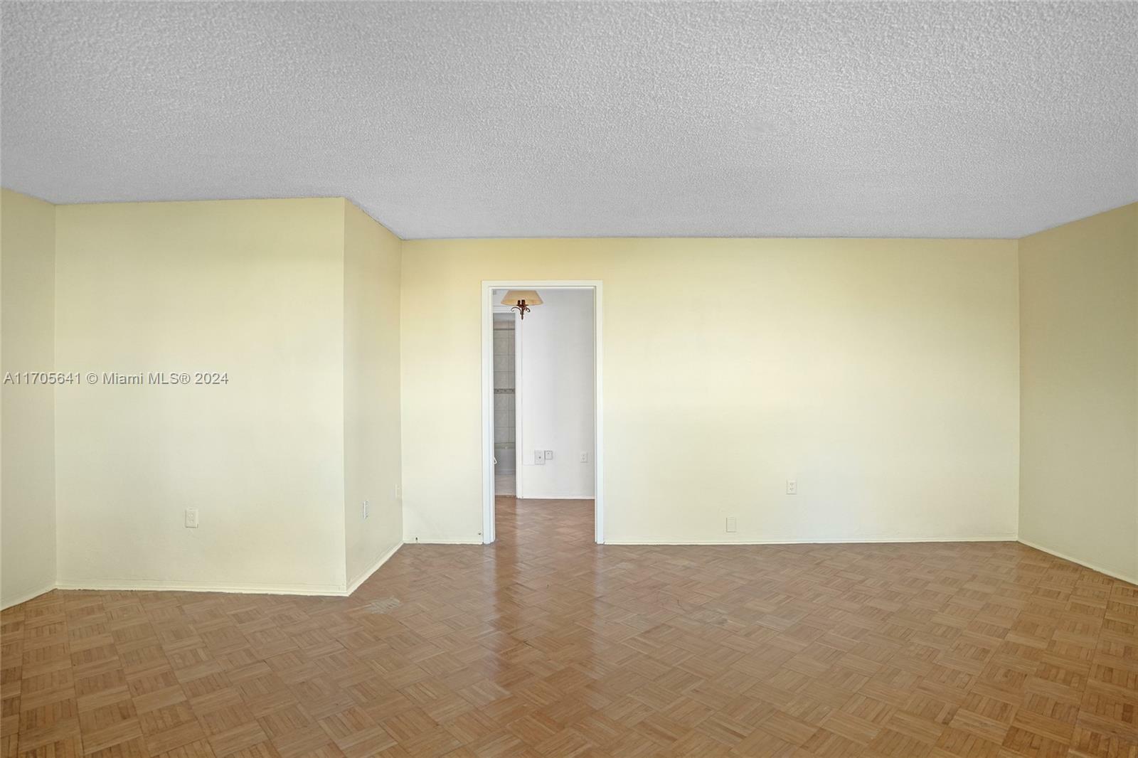 Property Photo:  2400 NE 9th St 603  FL 33304 