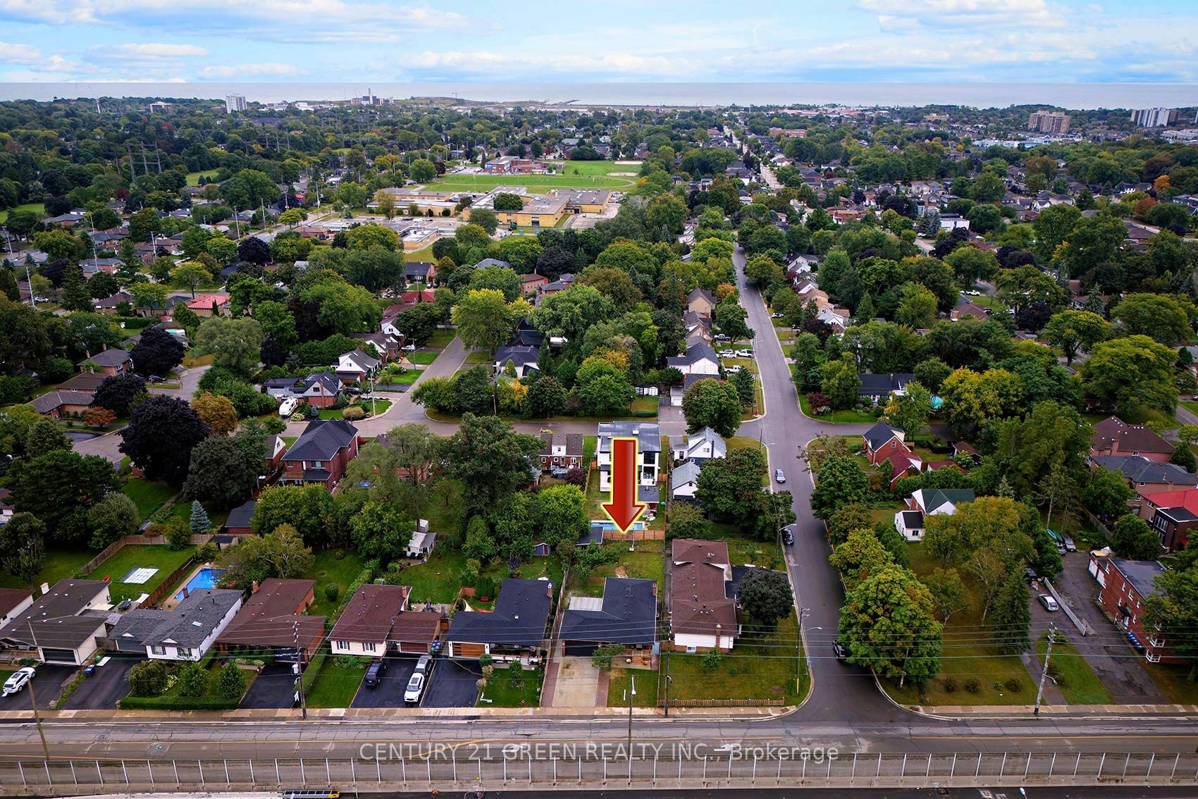 Photo de la propriété:  958 South Service Rd  ON L5E 1V1 