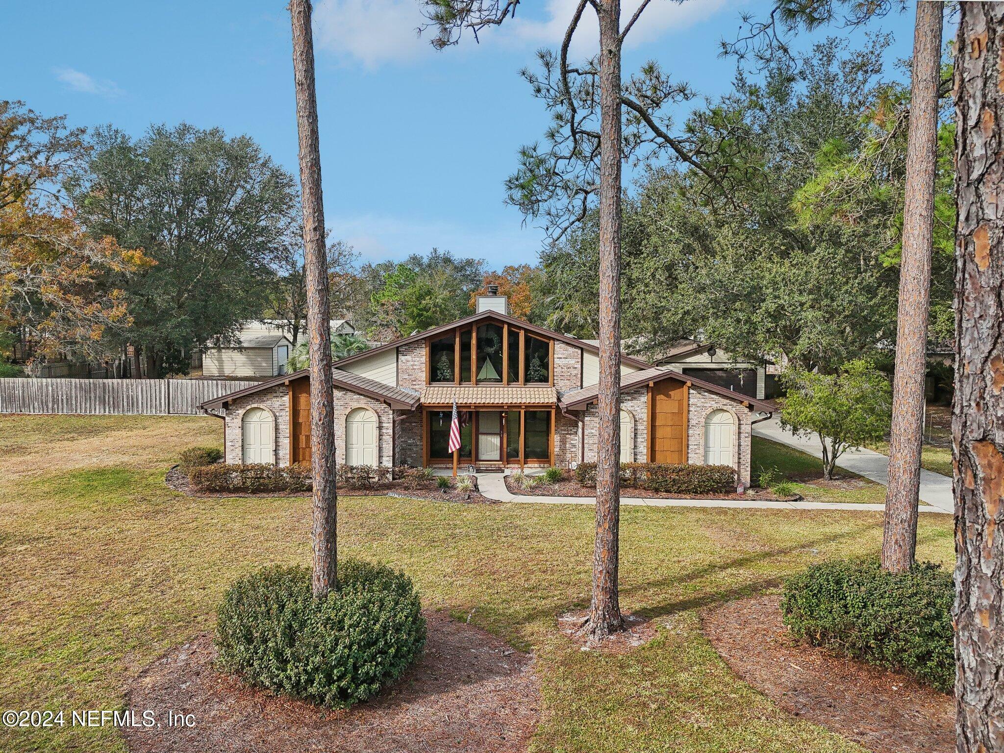 Property Photo:  4281 Saddlehorn Trail  FL 32068 