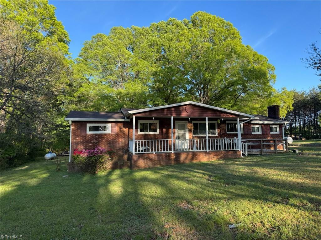 103 Hanna Street  Mayodan NC 27027 photo