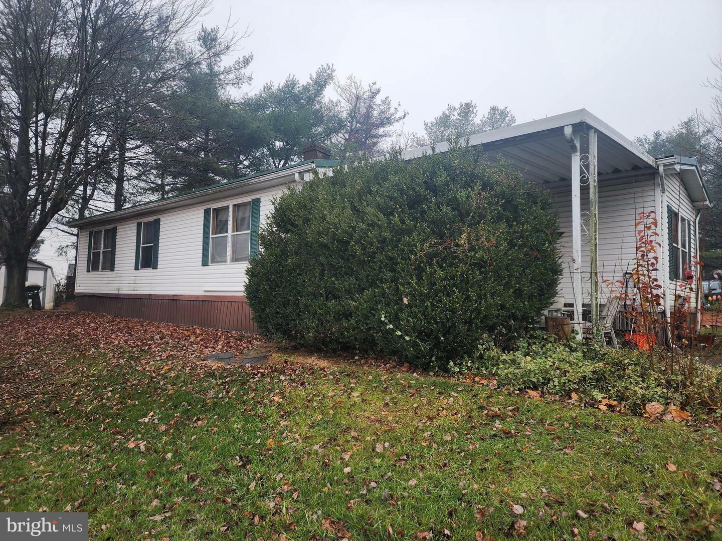 Property Photo:  5 Robin Drive  PA 17257 