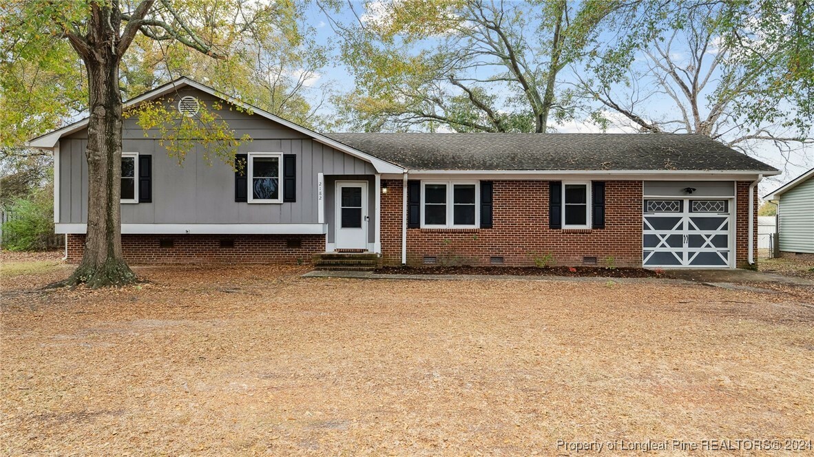 Property Photo:  2182 Baywater Drive  NC 28304 