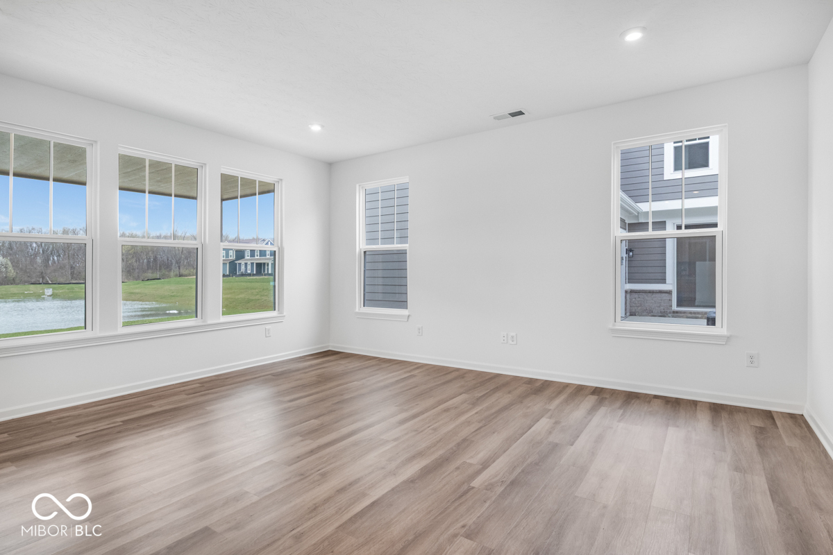 Property Photo: 16043 Meadow Frost Court IN 46037
