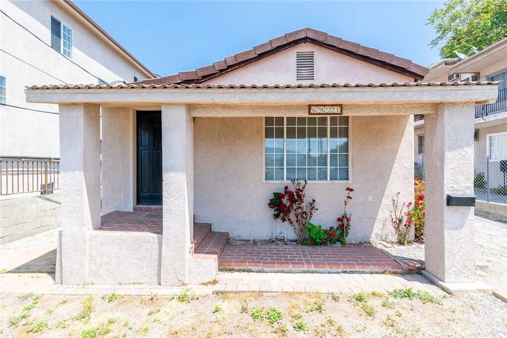Property Photo:  6821 Valmont Street  CA 91042 