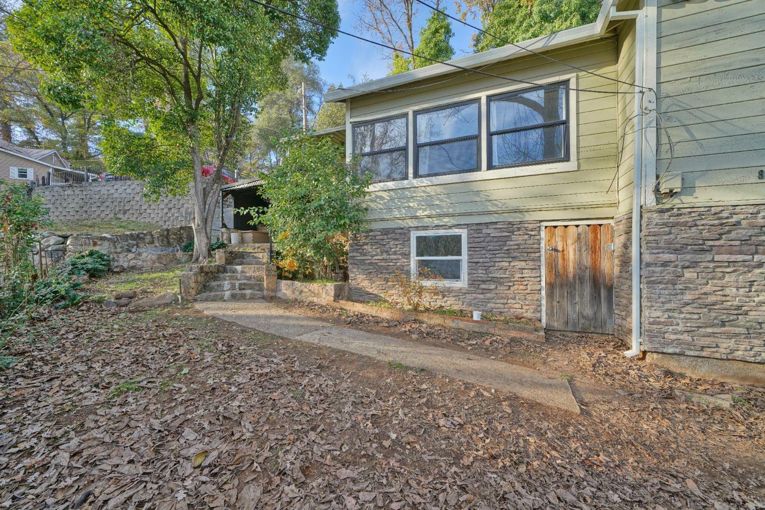 Property Photo:  897 Union Street  CA 95667 