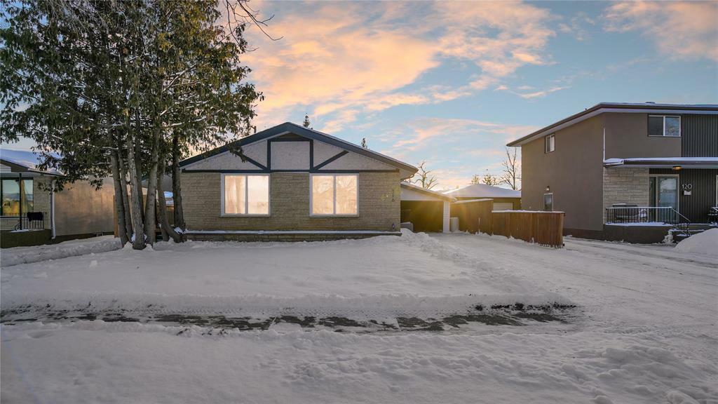 116 Gilia Drive  Winnipeg MB R2V 2V2 photo