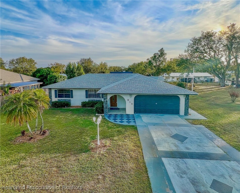 810 Armisted Street  Avon Park FL 33825 photo