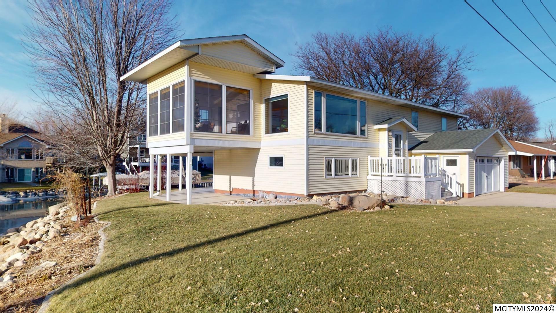 Property Photo:  4674 N Shore Dr  IA 50428 