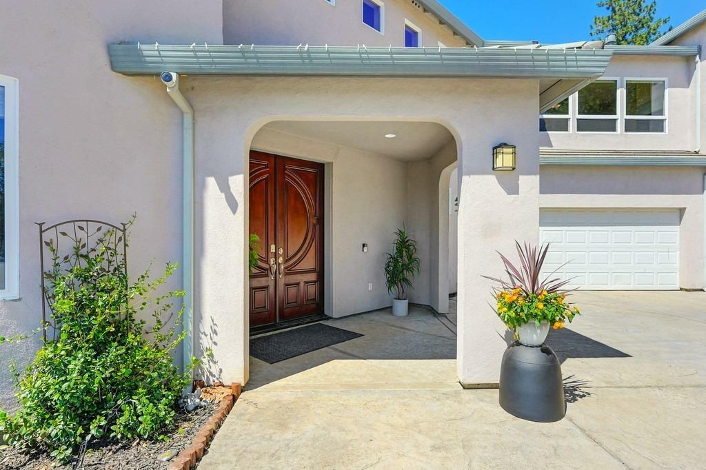 Property Photo:  4350 Meadowview Acres Road  CA 95614 