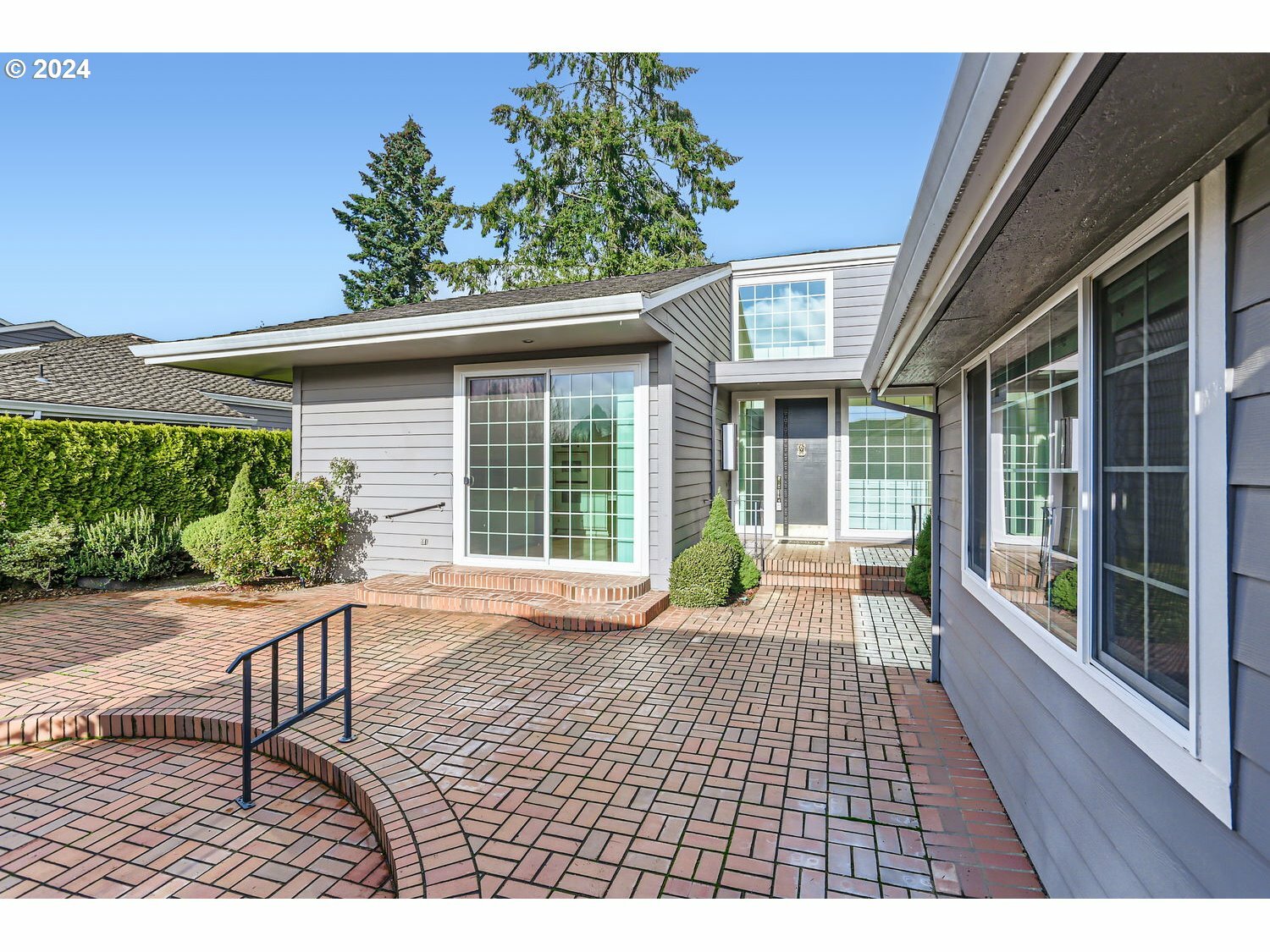 Property Photo:  8055 SW Sacajawea Way  OR 97070 