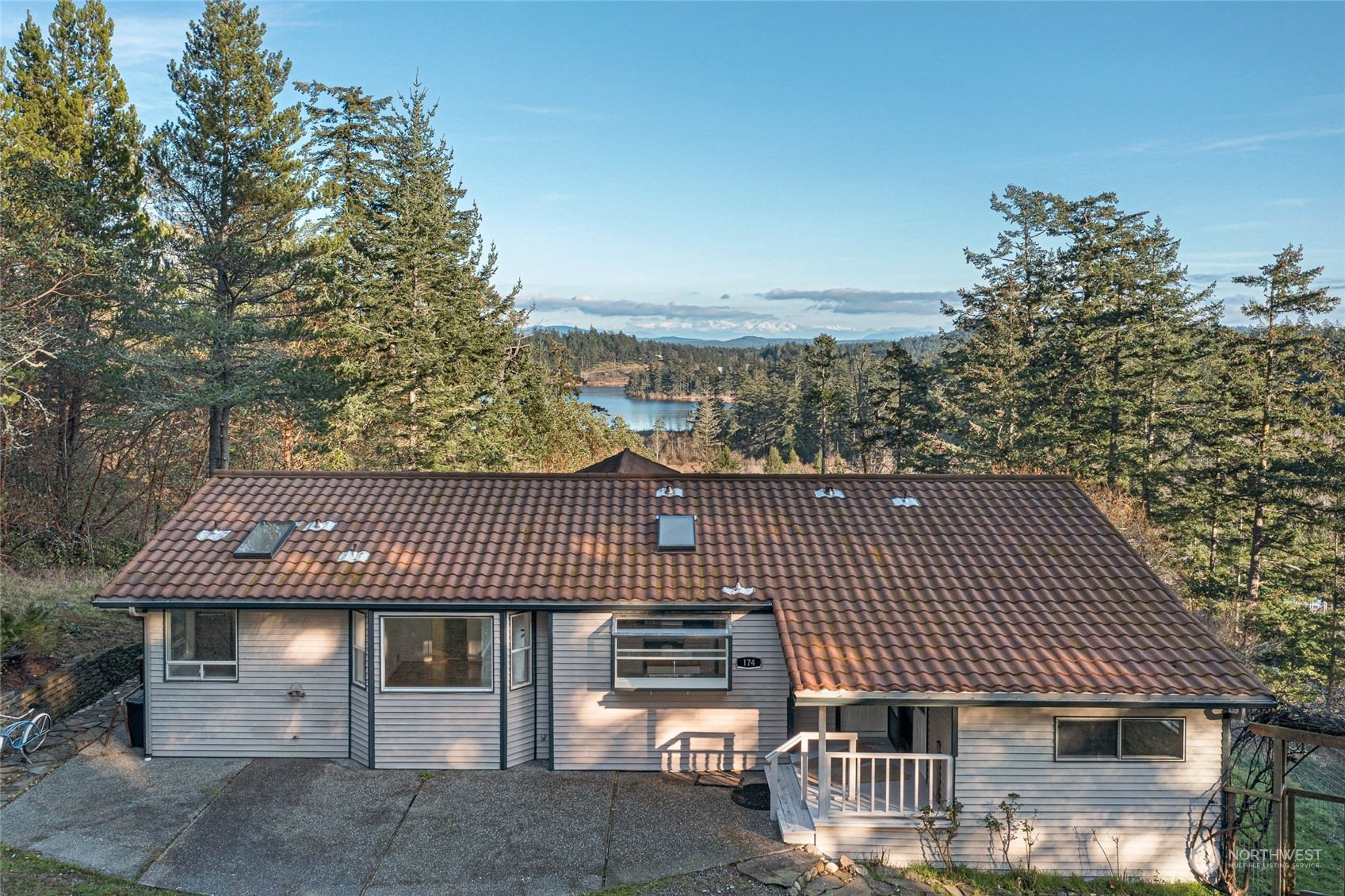 Property Photo:  174  Moon Ridge Road  WA 98250 