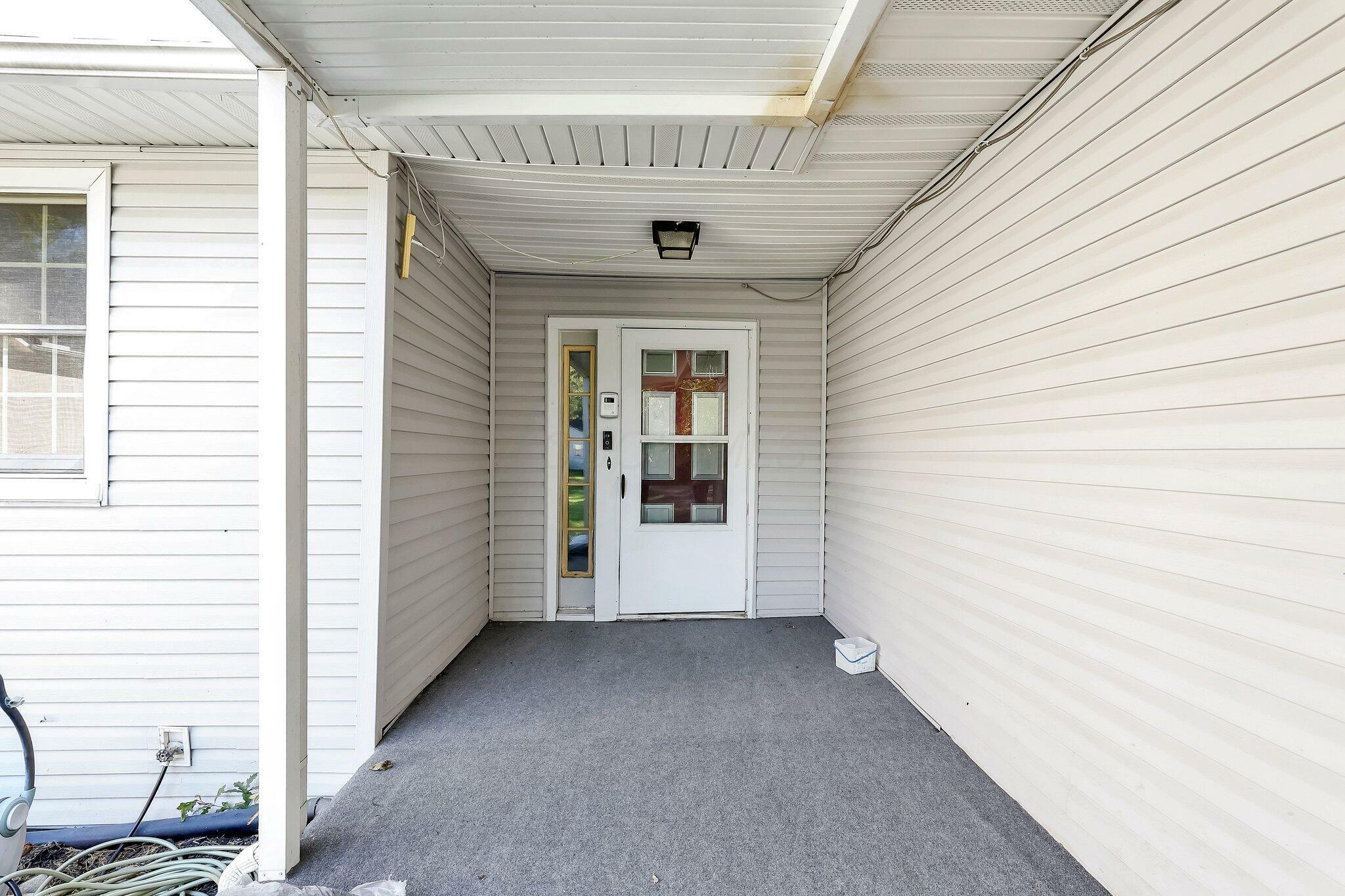 Property Photo:  3720 Emmons Avenue  OH 43219 