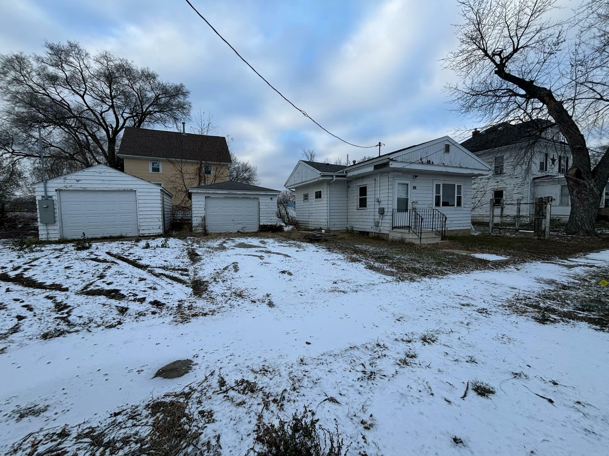 Property Photo:  340 W 13th Street  IA 50702 