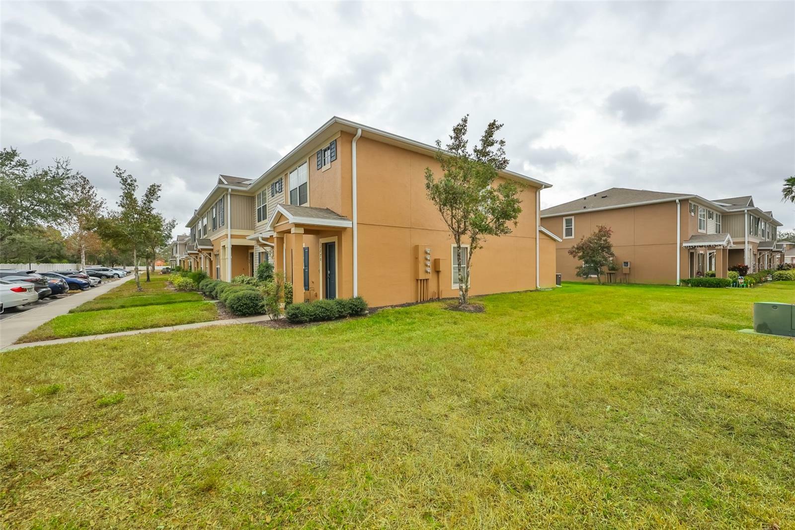 Property Photo:  12270 Foxmoor Peak Drive  FL 33579 