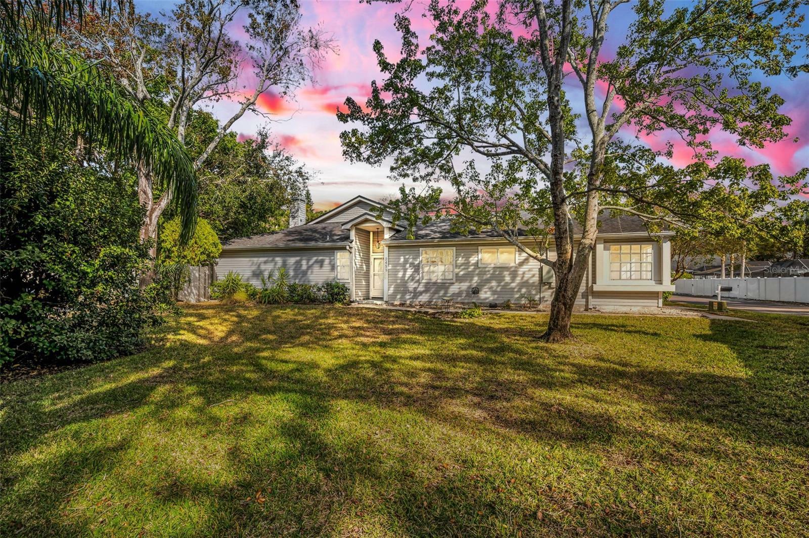 Property Photo:  2458 Balboa Court  FL 33761 