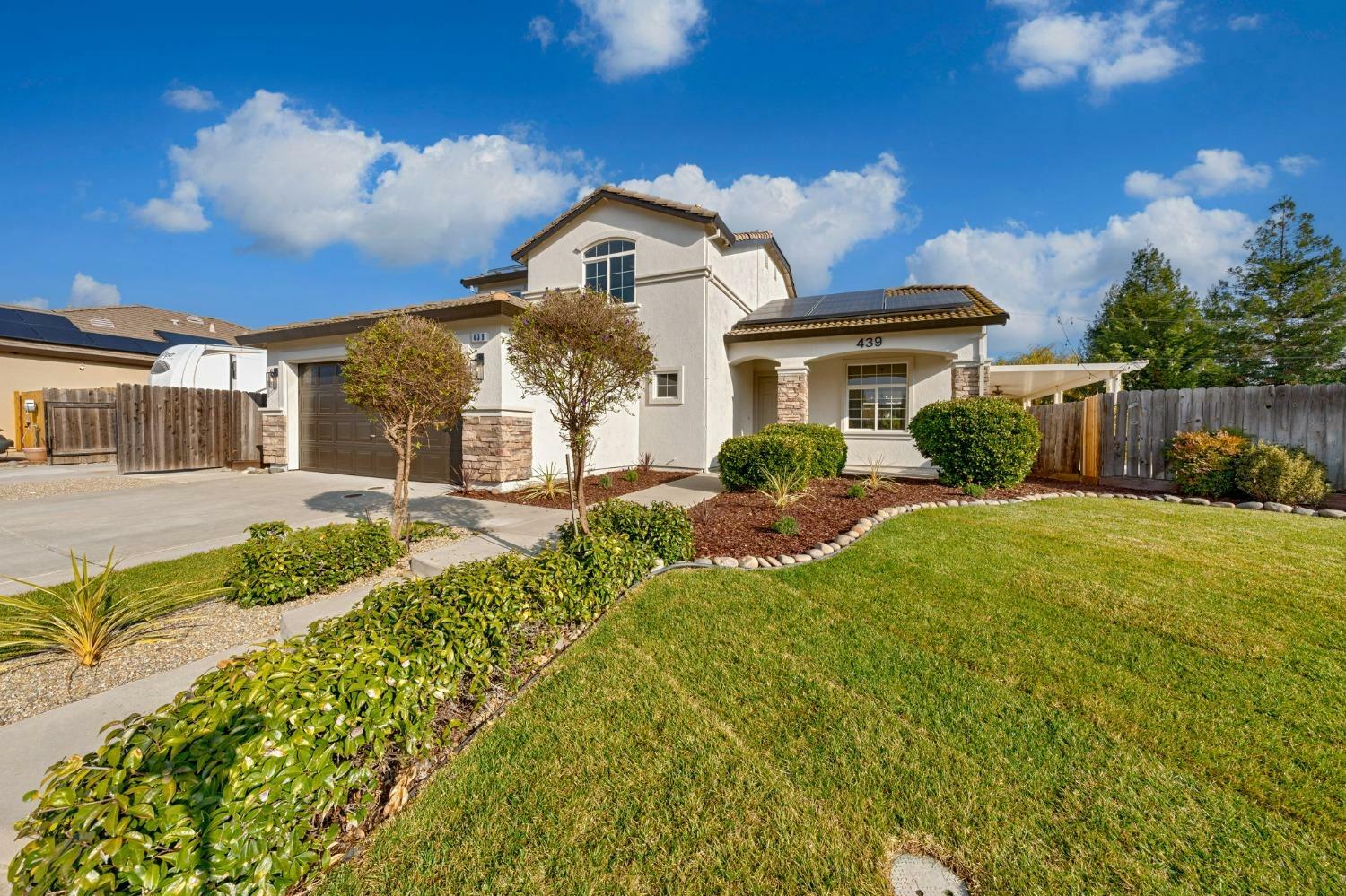 Property Photo:  439 Bluebell Court  CA 95632 