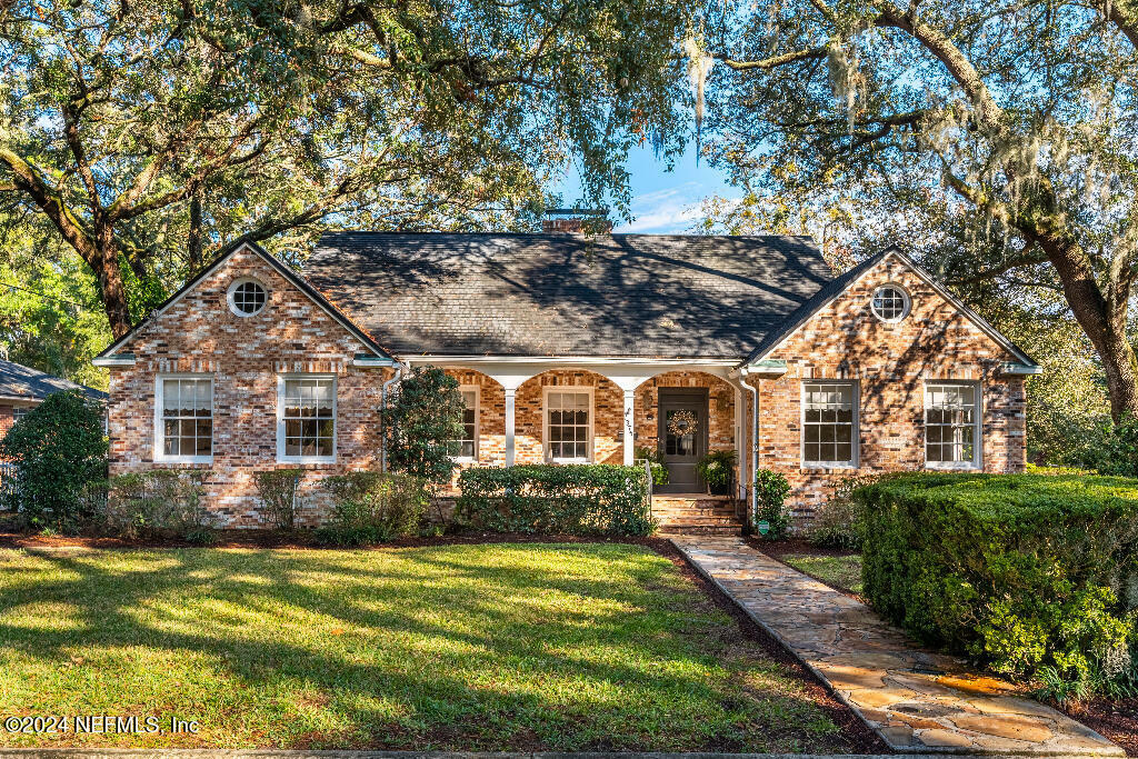 Property Photo: 1375 Palmer Terrace FL 32207