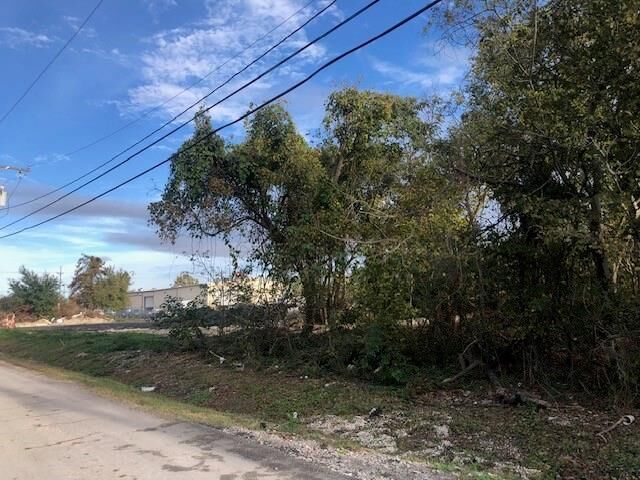 Property Photo: Lots 17, 18, 19, 20 Slatern/ 7th Street LA 70058