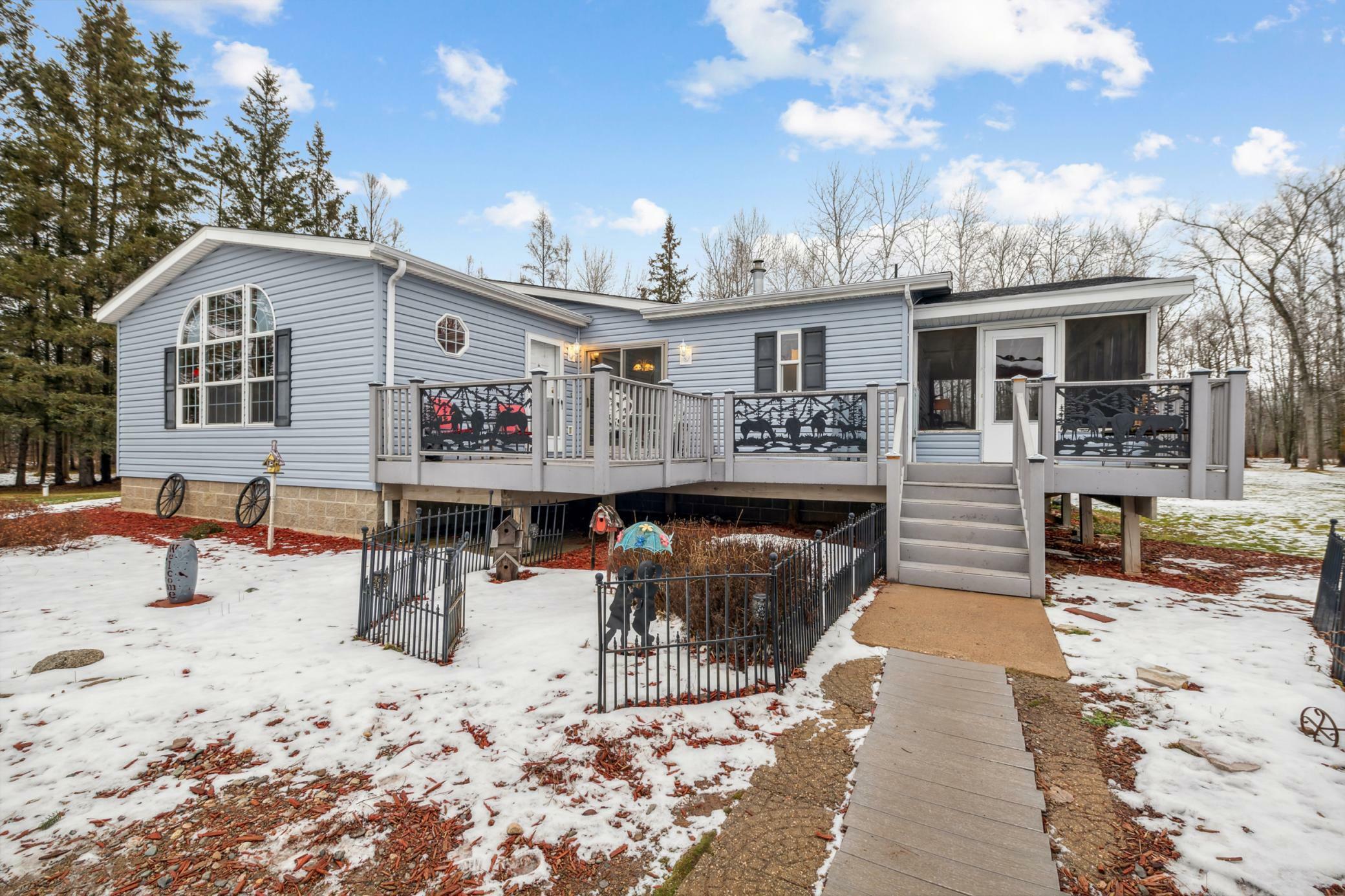 Property Photo:  41230 Little Pine Road  MN 56447 