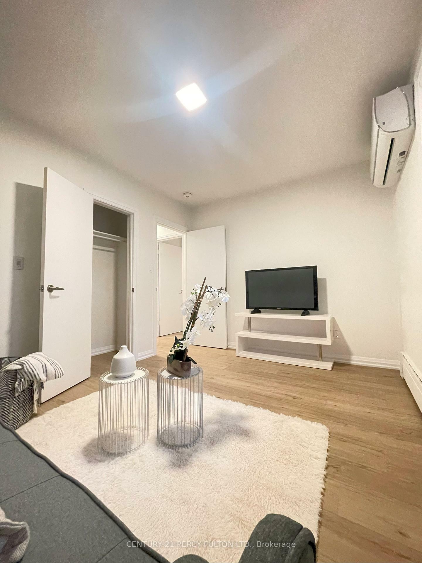 Photo de la propriété: 167 Thirtieth Street 6 ON M8V 4E5
