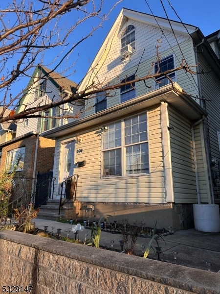 Property Photo:  306 Ivy St  NJ 07032 