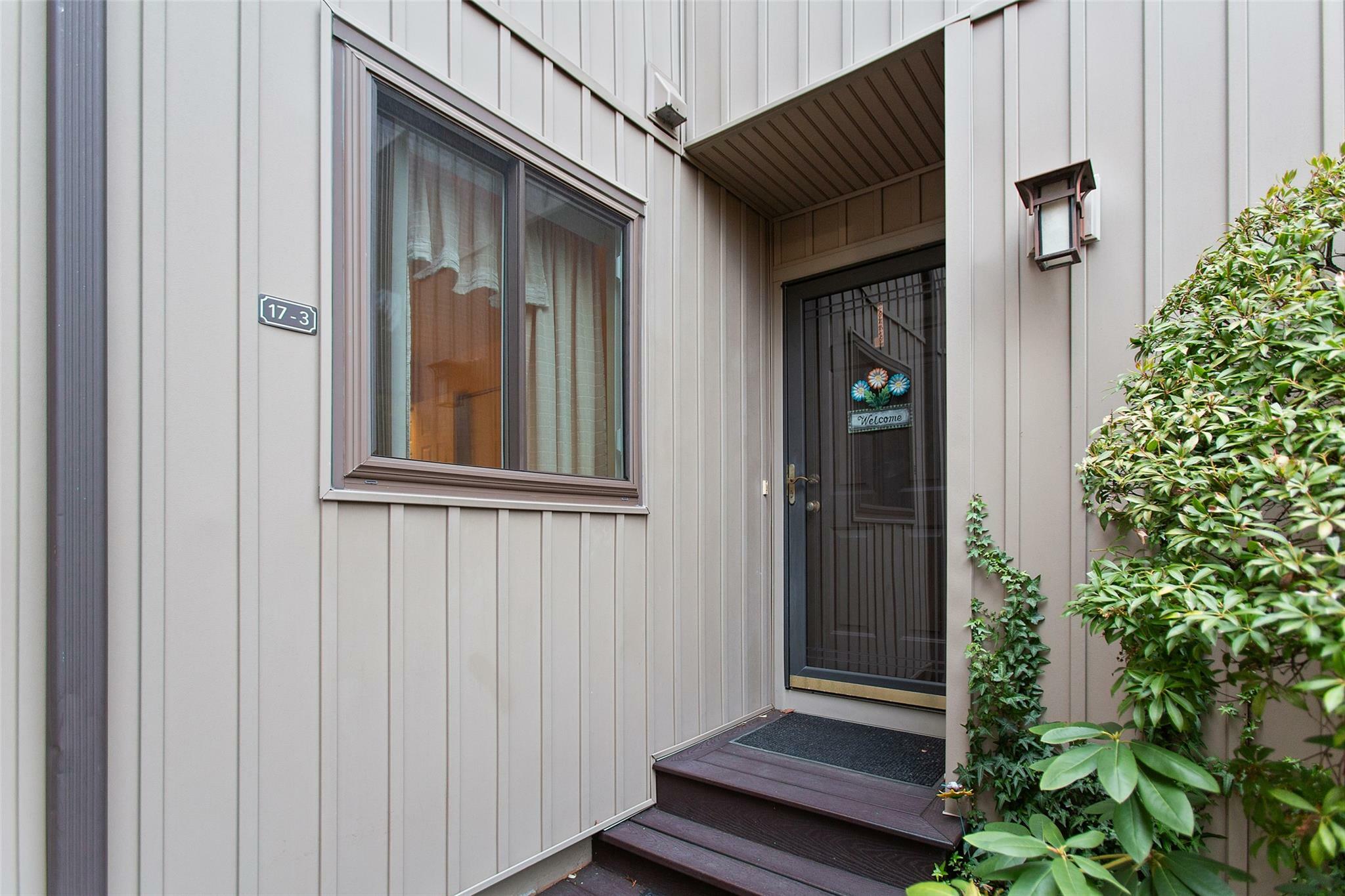 Property Photo:  17 Steven Dr 3  NY 10562 