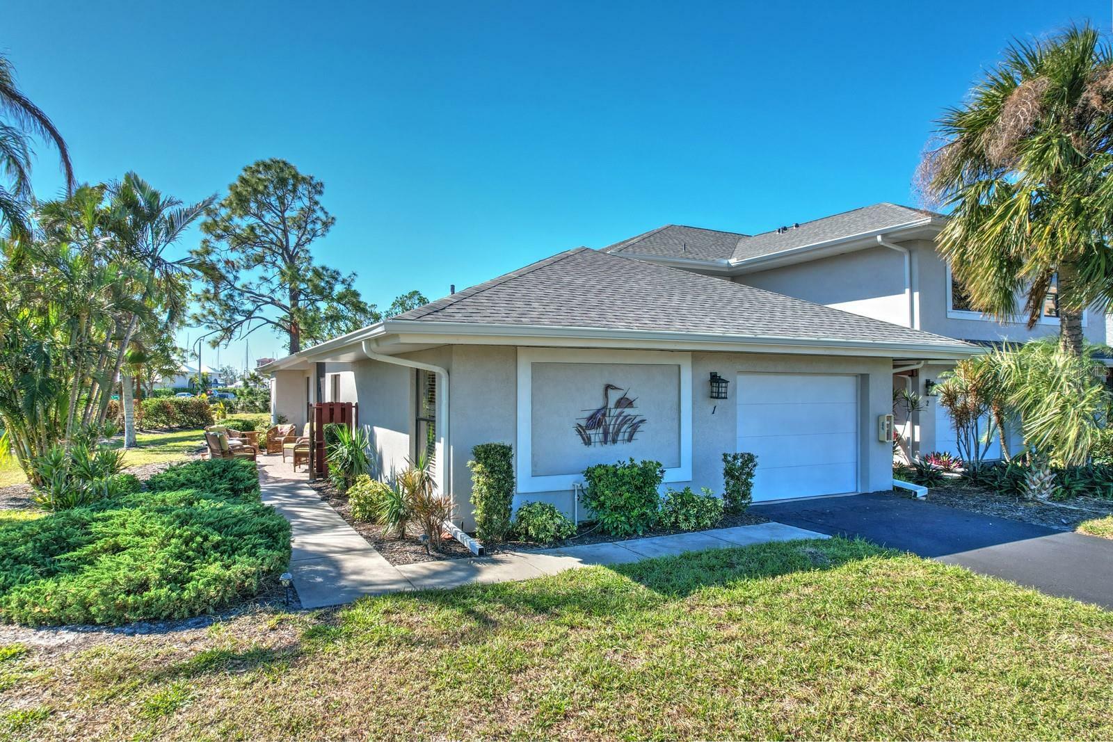 Property Photo:  3080 Matecumbe Key Road 1  FL 33955 