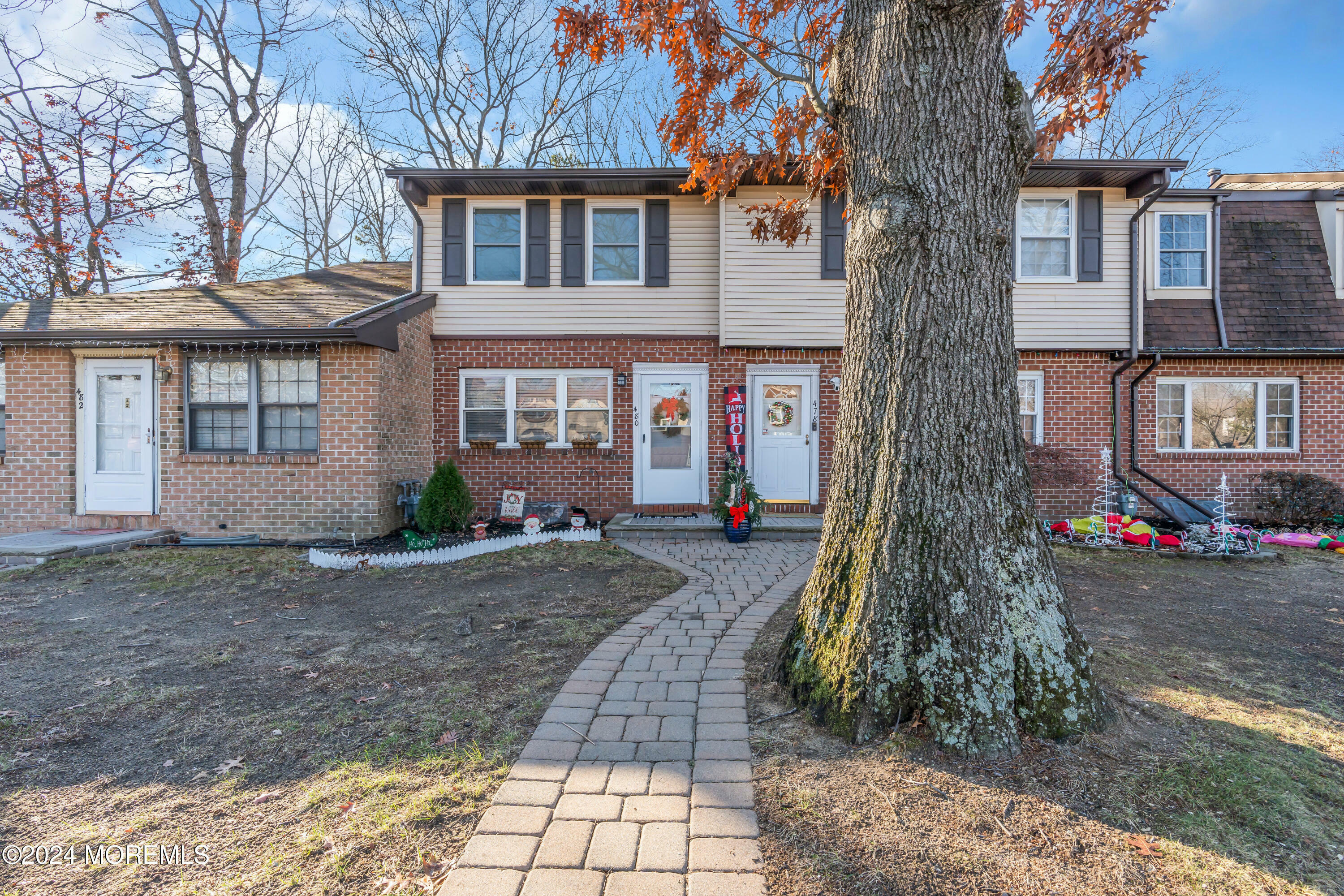 Property Photo:  480 Rena Court  NJ 08724 