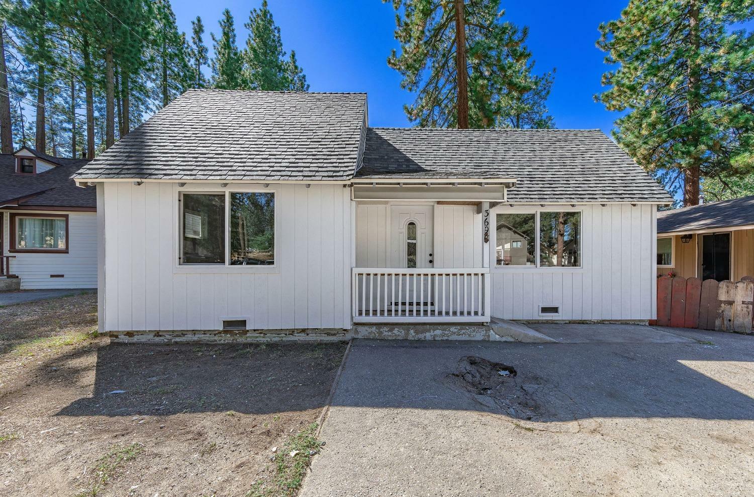 3698 Primrose Road  South Lake Tahoe CA 96150 photo