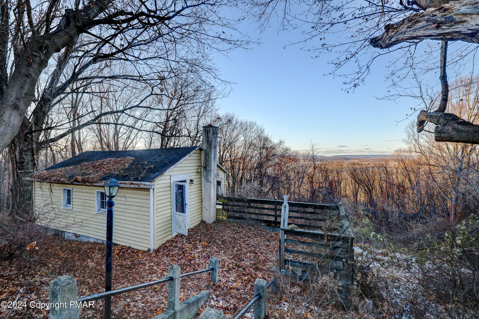 Property Photo:  524 E Paxinosa Road  PA 18040