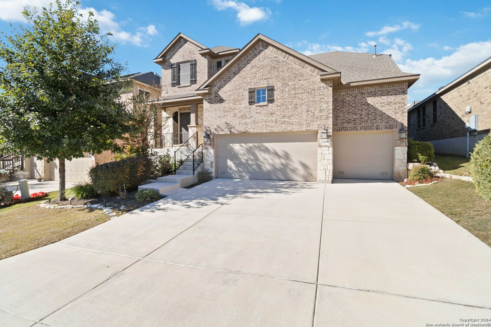 Property Photo:  28807 Shadowrock  TX 78260 