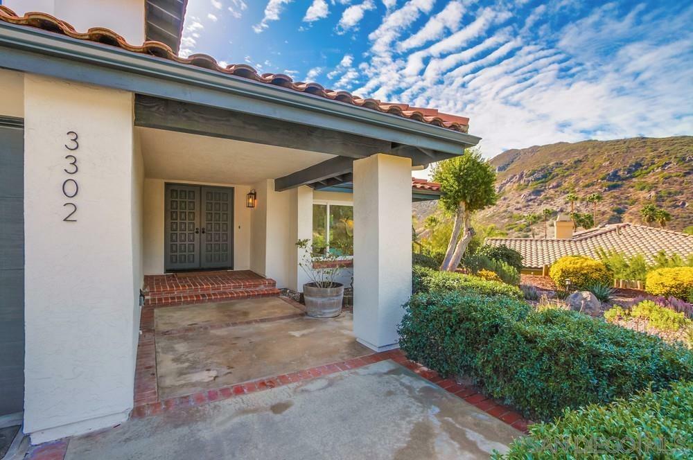 Property Photo:  3302 Vista Rocosa  CA 92029 