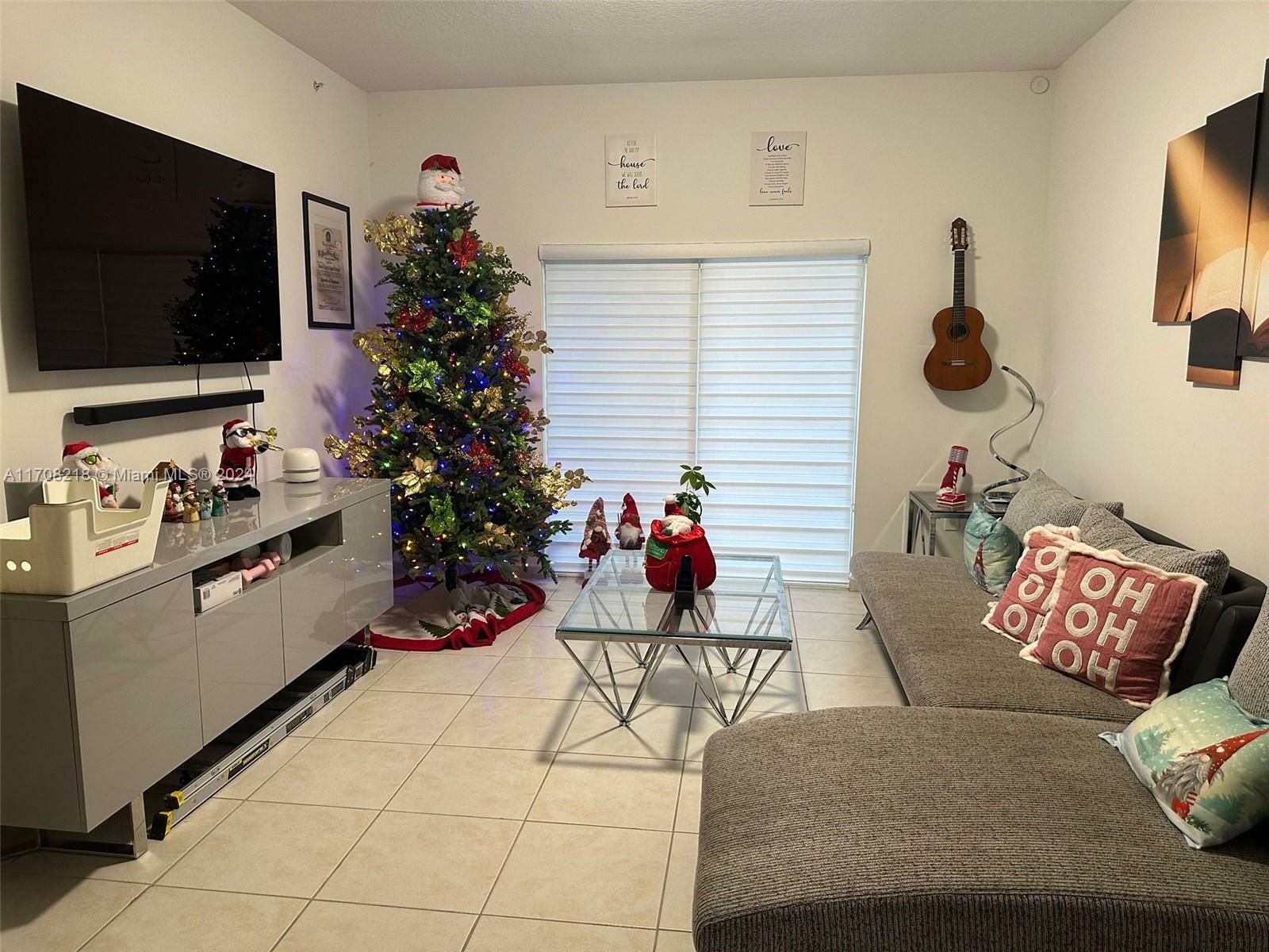 Property Photo:  7220 NW 114th Ave  FL 33178 