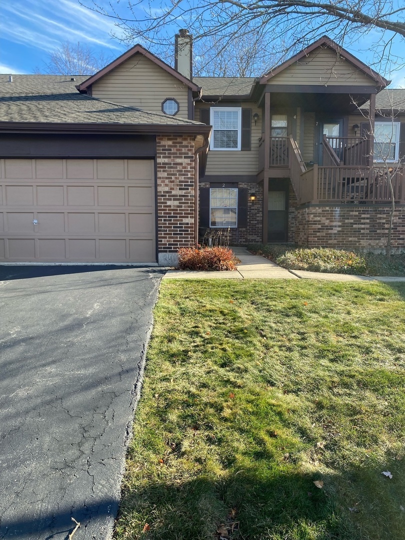 Property Photo:  393 Sandhurst Circle 2  IL 60139 