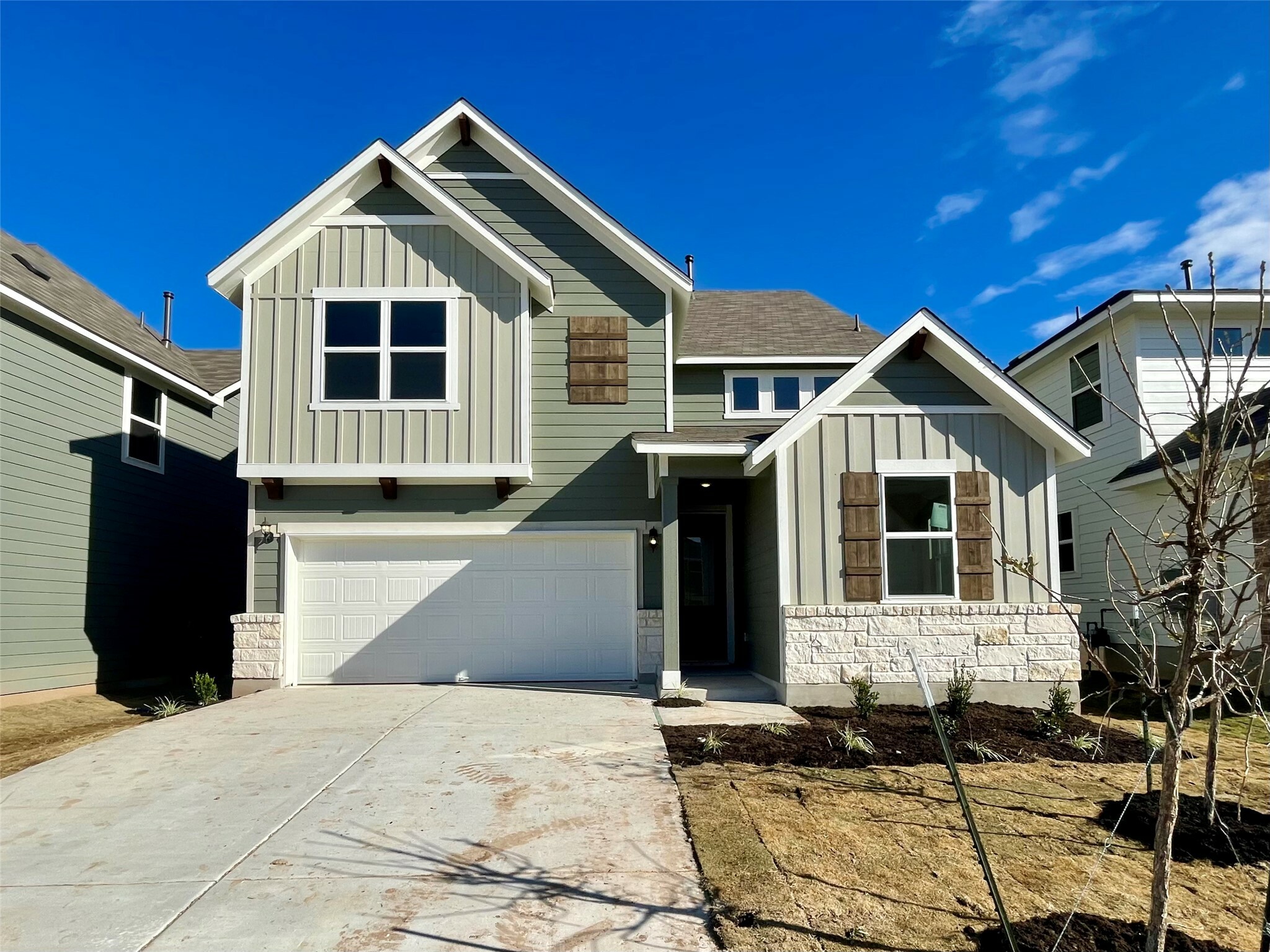 Property Photo: 731 Palo Brea Loop TX 78634