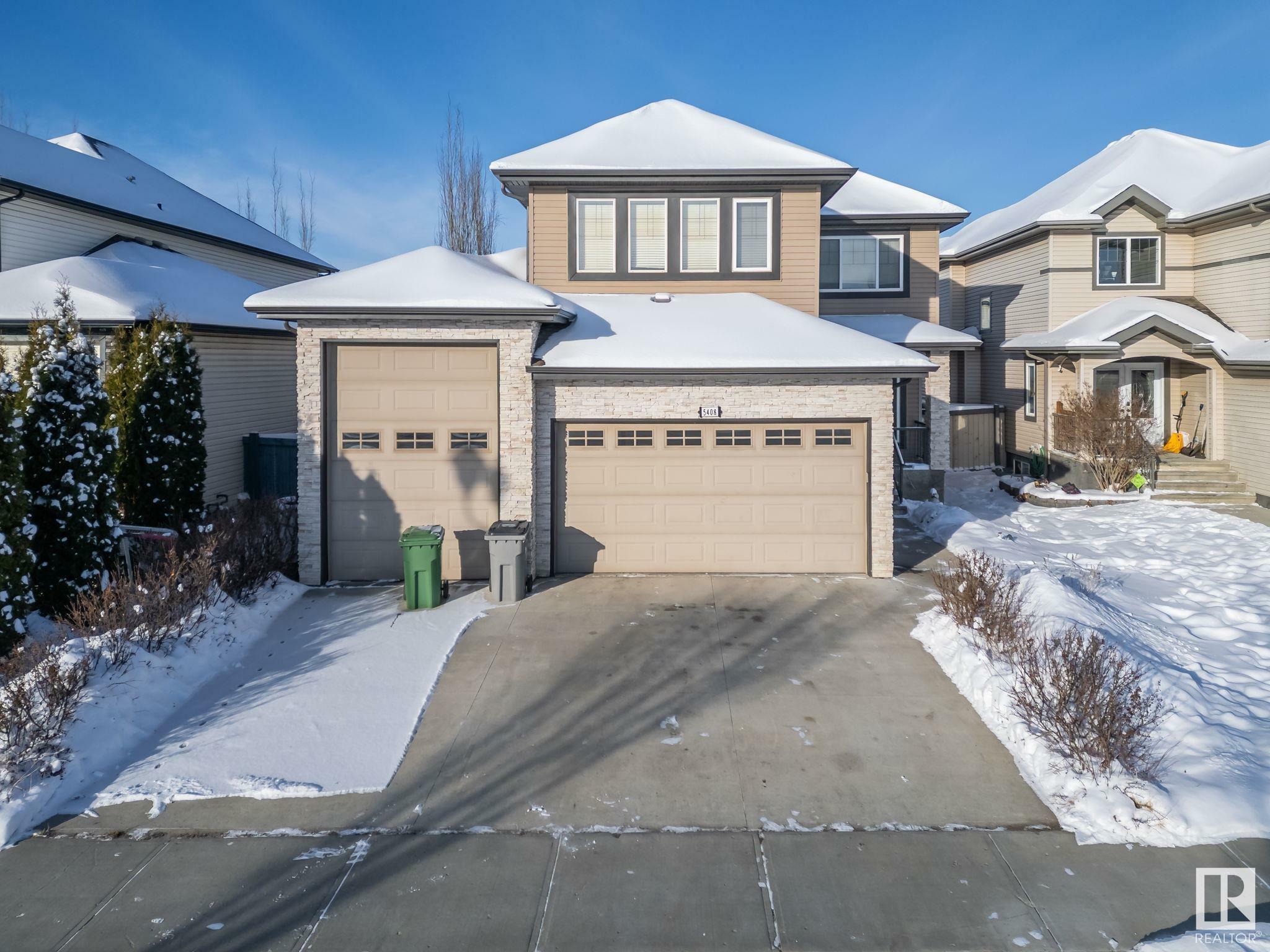 Photo de la propriété:  5408 30 Avenue  AB T4X 1W4 