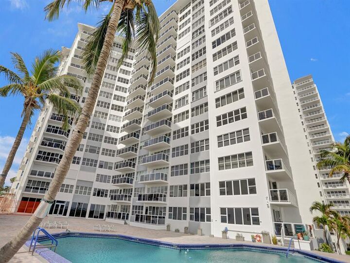 Property Photo: 3700 Galt Ocean Dr 1215 FL 33308