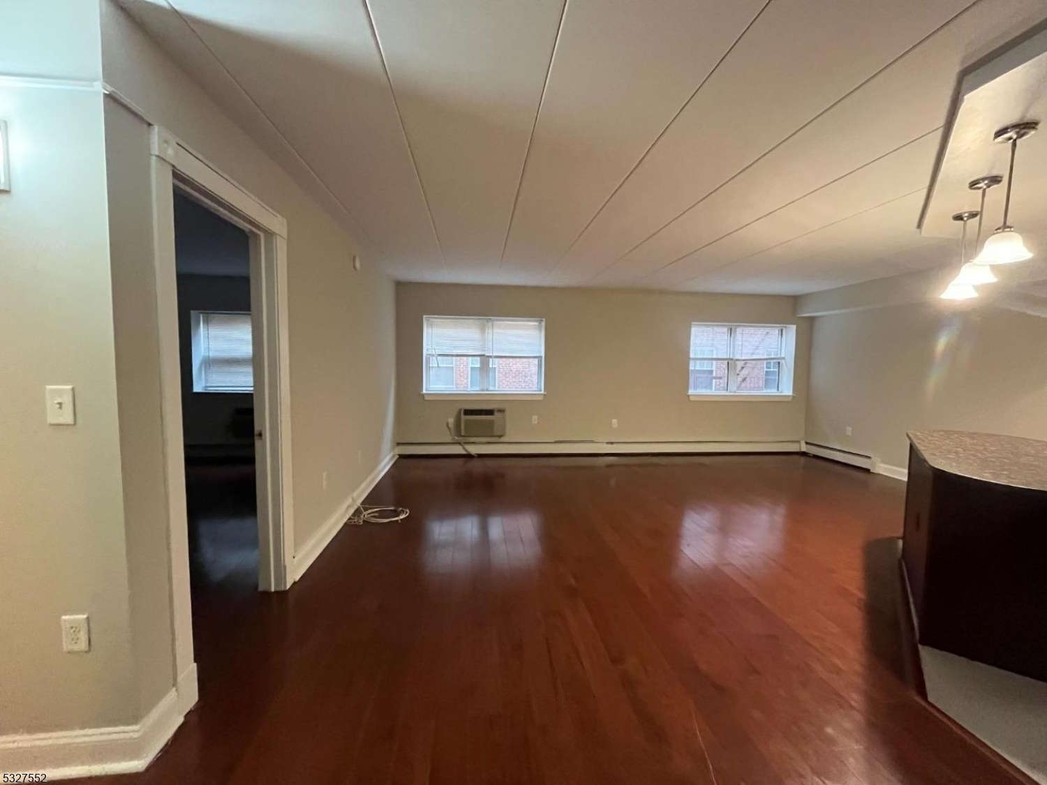 Property Photo:  173 S Orange Ave 1F  NJ 07079 