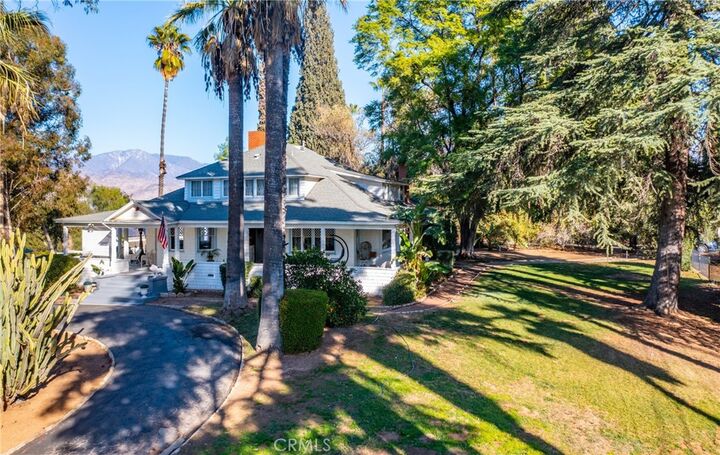 Property Photo: 311 Summit Avenue CA 92373