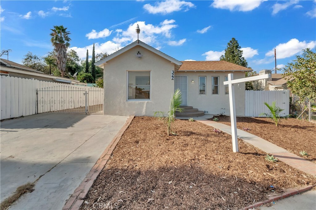 Property Photo:  322 E Grand Boulevard  CA 92879 