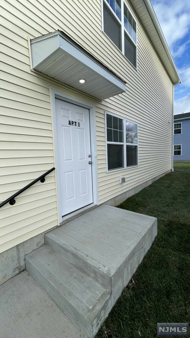 Property Photo:  4 Rossi Court 1  NJ 07606 