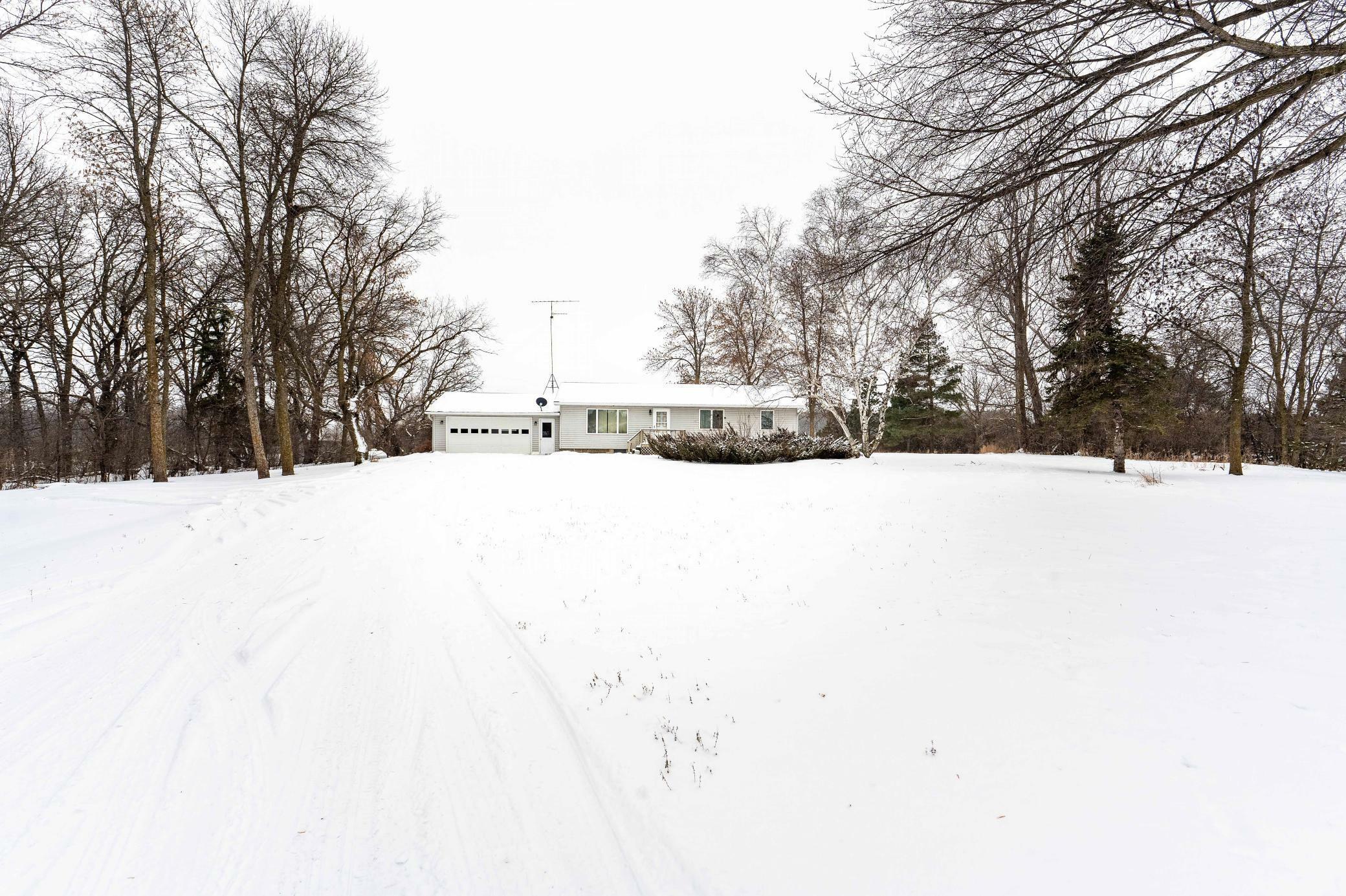 Property Photo: 23104 Asthre Drive MN 56515
