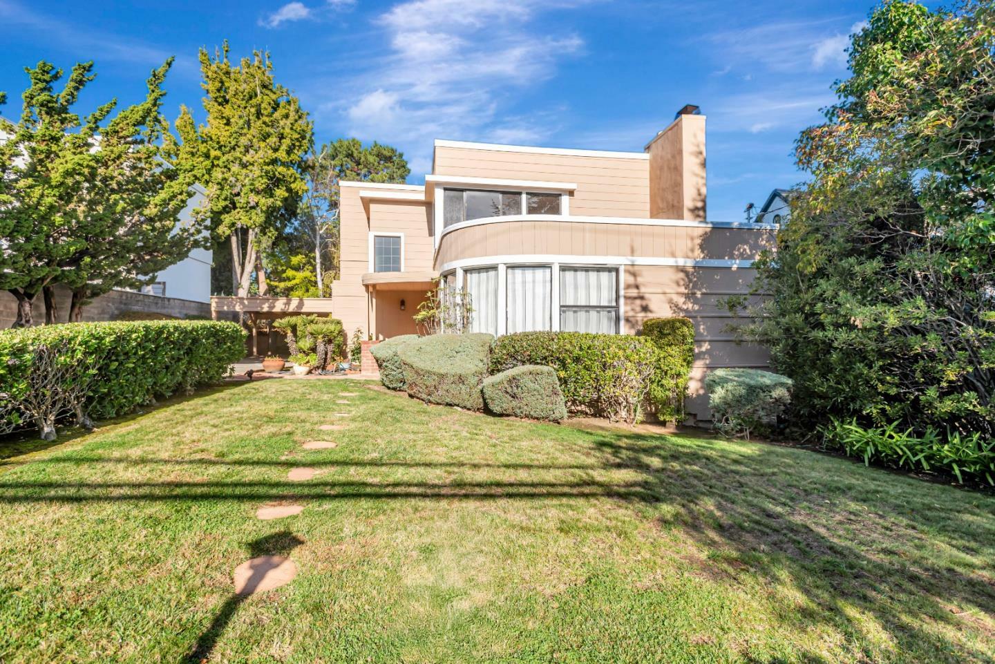 Property Photo:  2910 Hillside Drive  CA 94010 