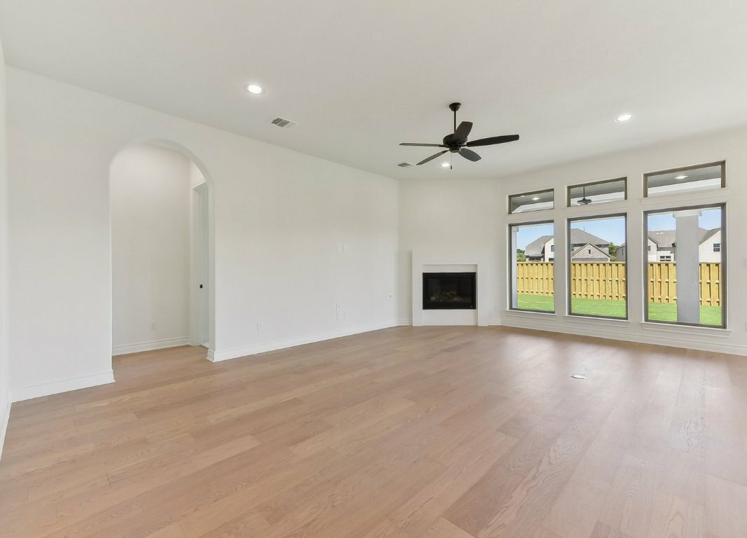 Property Photo: 121 Old Eagle Road TX 78633
